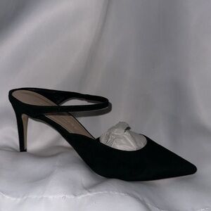 Club Monaco Saydee Suede Pump